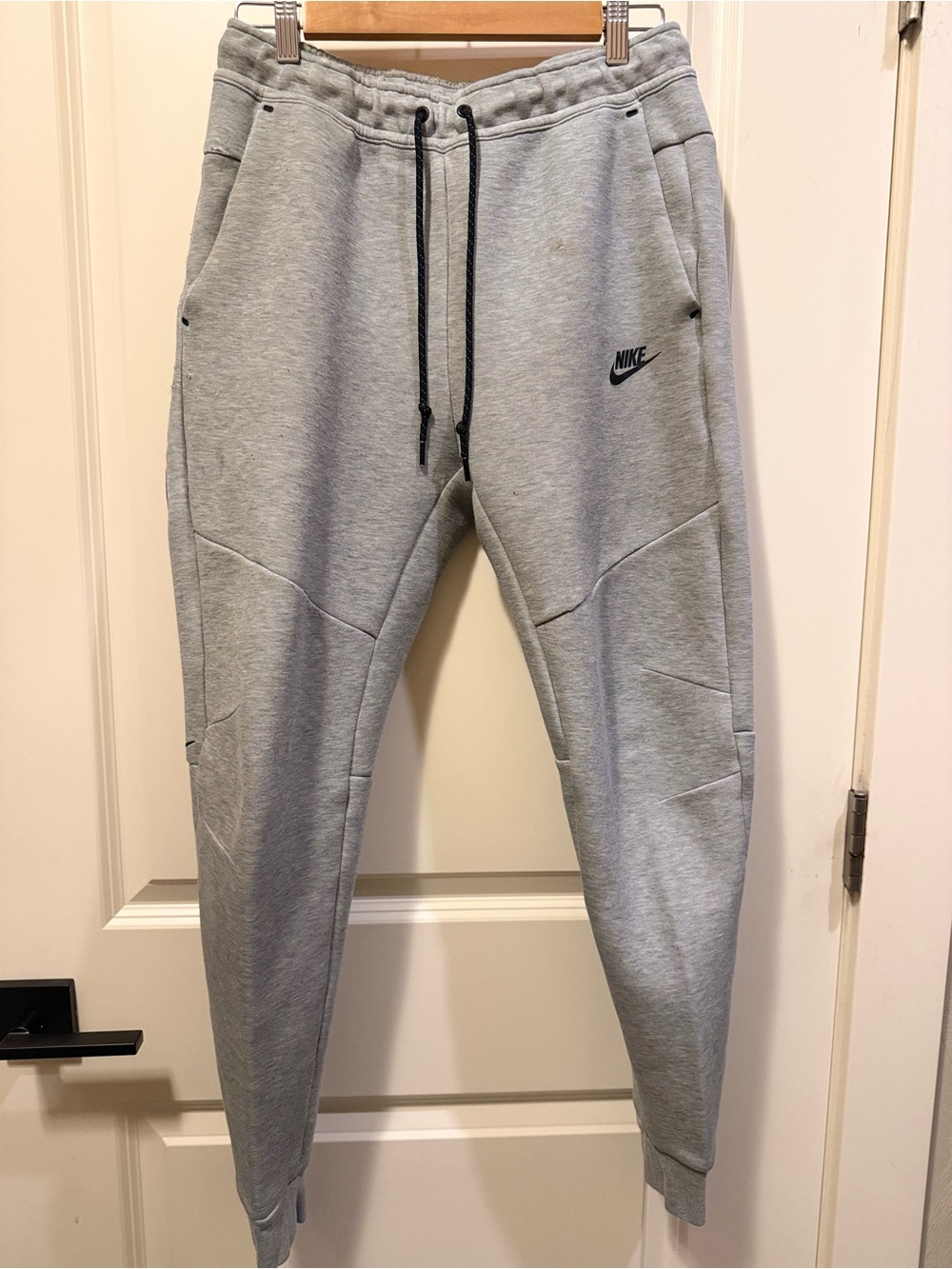 Nike Men's Grey Tech Fleece Jogger Pants